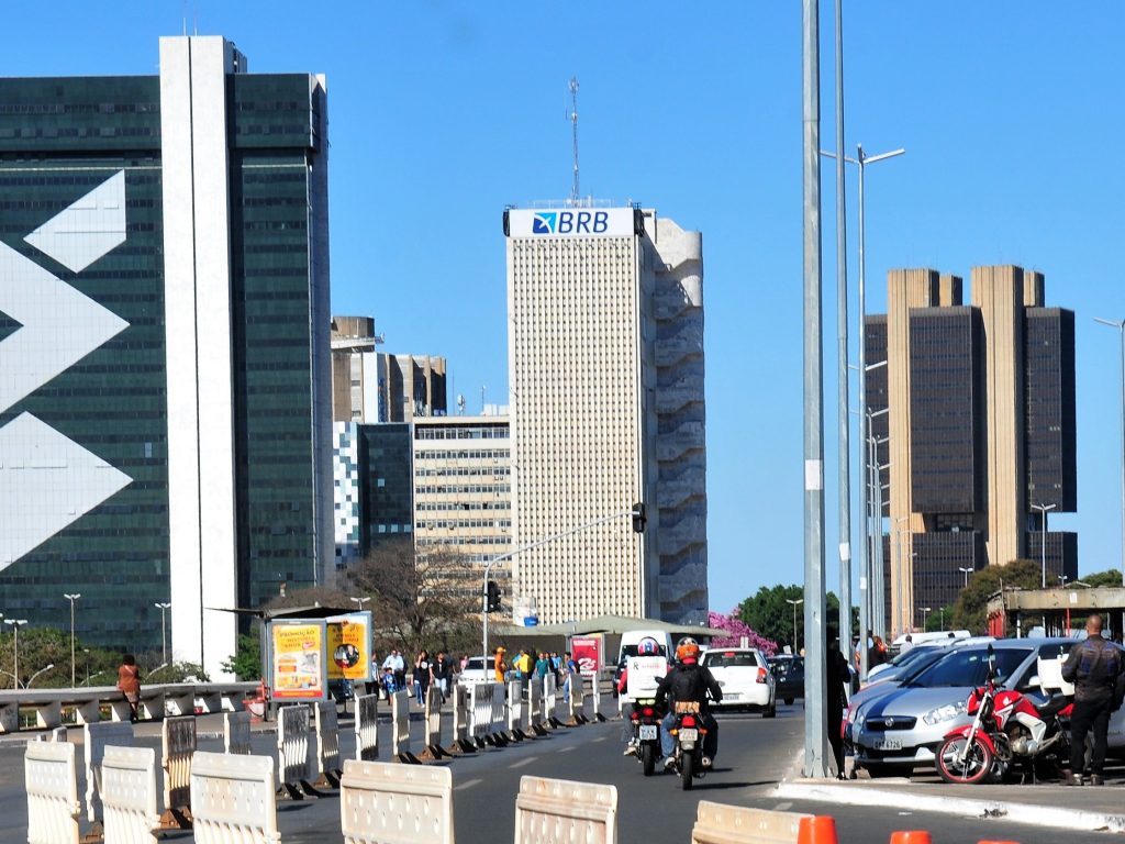 Banco de Brasília BRB suspende licitação